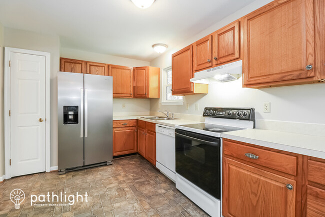 Building Photo - 8570 Chesley Dr, Lusby, MD, 20657