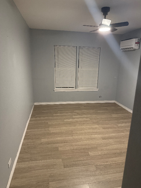 Foto principal - 2538 W Van St