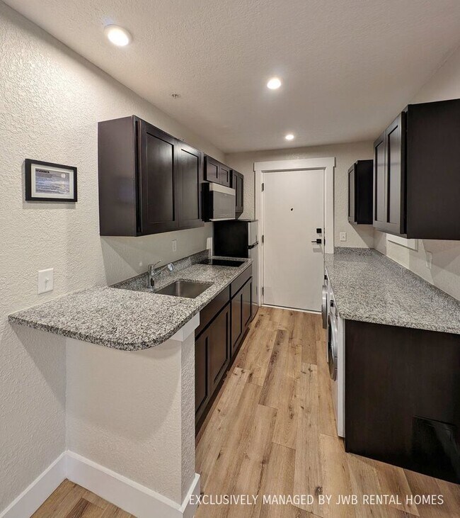 Foto del edificio - 412 E Ashley St