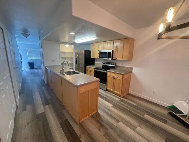 Foto del edificio - 254 Beacon Ct