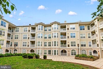 Building Photo - 4551 Strutfield Ln