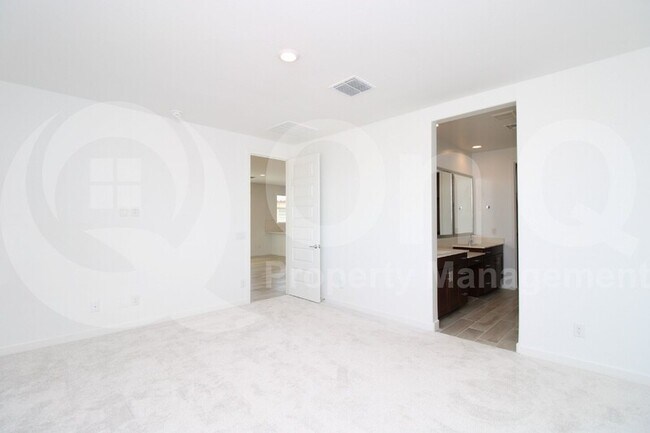 Building Photo - 17174 W Artemisa Ave