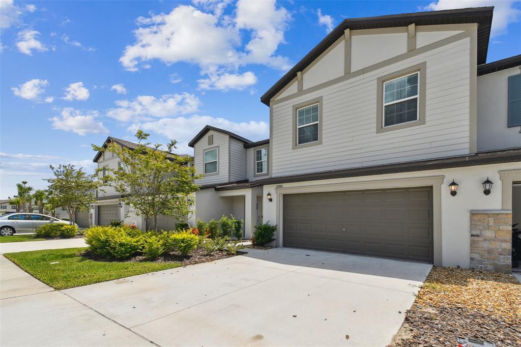 Foto principal - 10380 Lavender Aster Trl