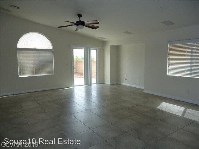 Building Photo - 4 br, 2 bath House - 6120 Alderley Court