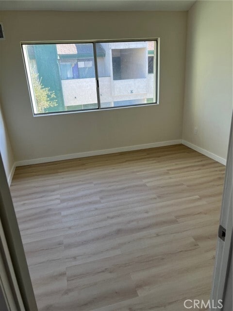 Foto del edificio - 15321 Santa Gertrudes Ave