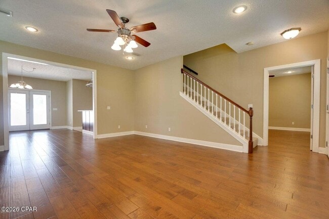 Foto del edificio - 4026 Oak Forest Dr