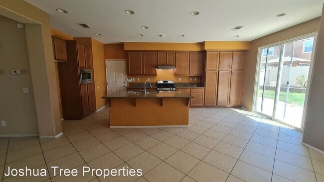 Foto del edificio - 4 br, 3 bath House - 1116 Witherill St