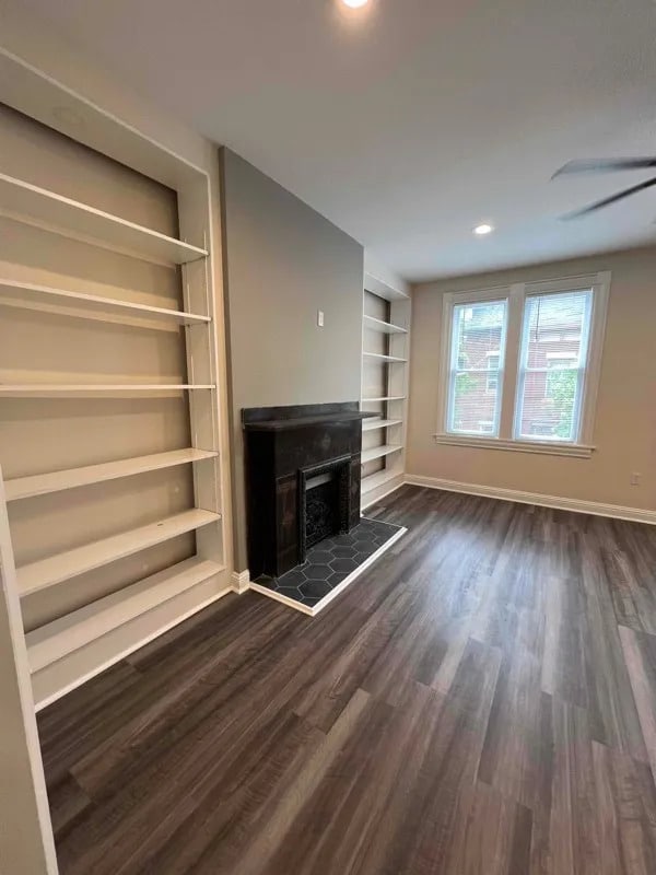 Building Photo - 521 Avery St