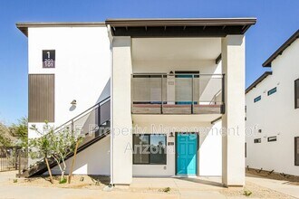 Building Photo - 6077 N 60th Ave