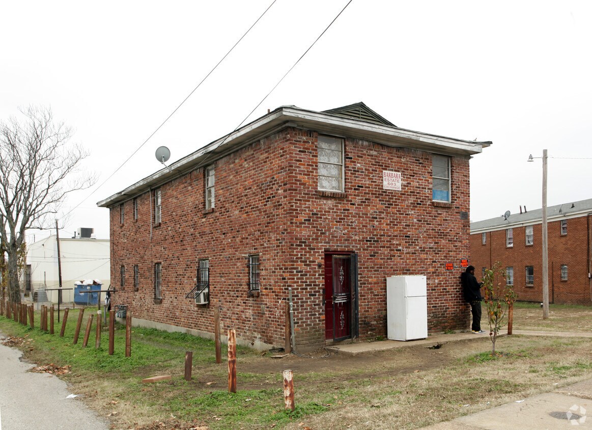Building Photo - Barbara Estate