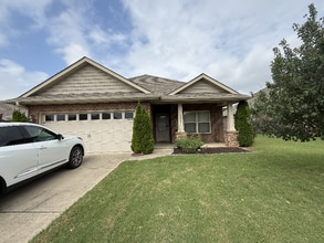 Building Photo - 12620 Holstein Ln