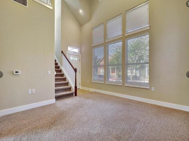 Foto del edificio - 1601 Miriam Ave