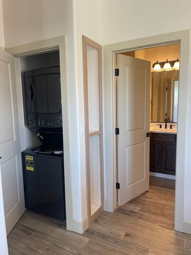Foto del edificio - Immaculate 1 Bedroom, 1 Bathroom Casita in...