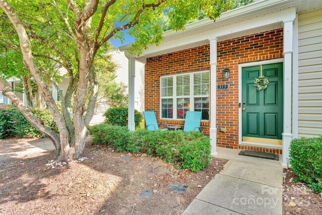 Building Photo - 315 Deep Water Ln