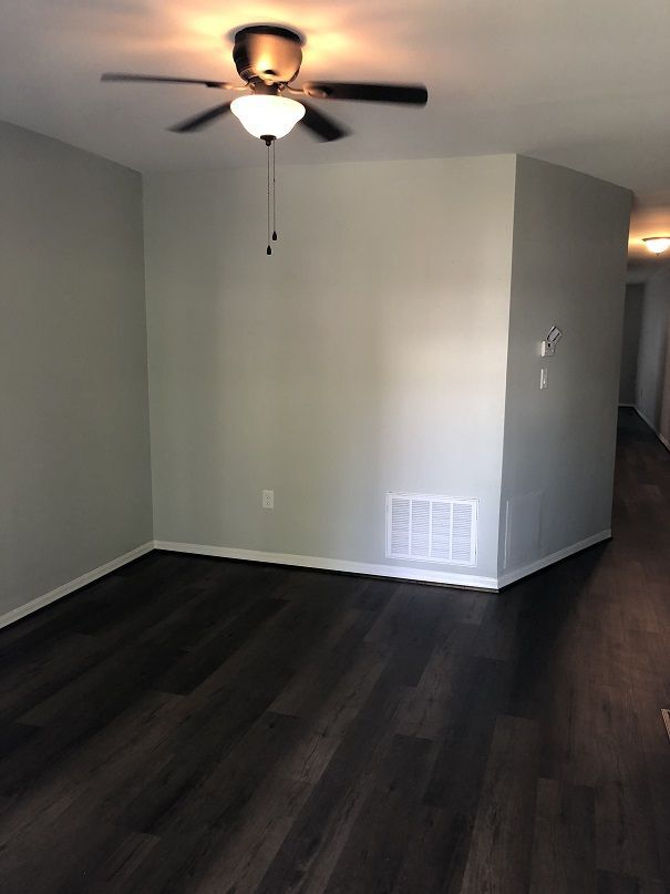 Foto del edificio - 2113 Maplewood Ave