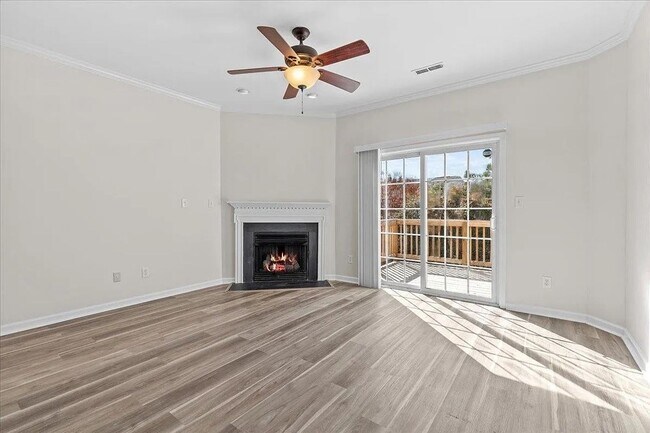 Foto del edificio - 650 Ganyard Farm Way
