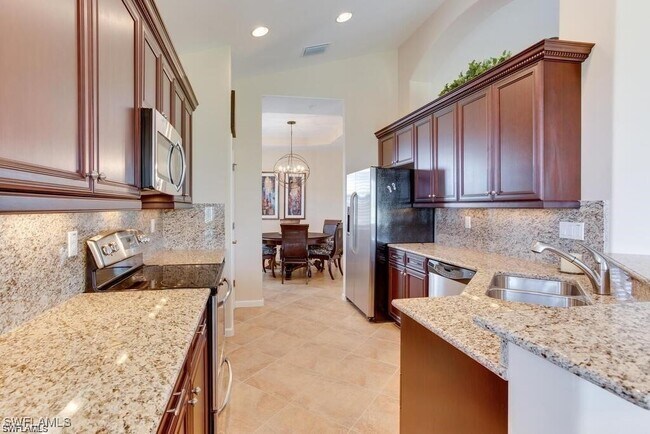 Foto del edificio - 6689 Alden Woods Cir