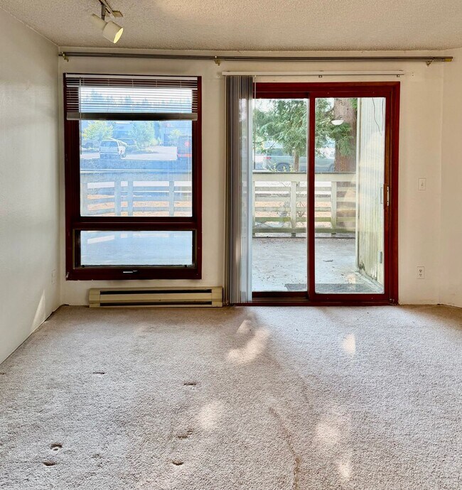 Foto del edificio - 1017 156th Ave NE