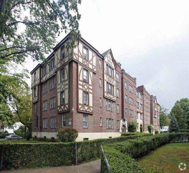Foto principal - 55 Sheridan Ave