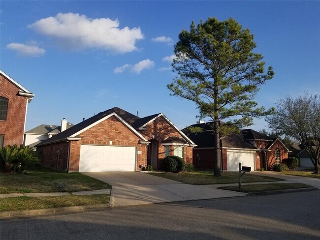Building Photo - 11006 Sentry Ct
