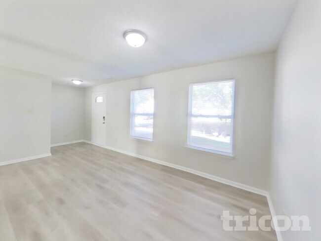 Foto del edificio - 7589 Wheatgrass Ln