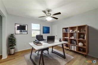 Building Photo - 2703 Casey Dr