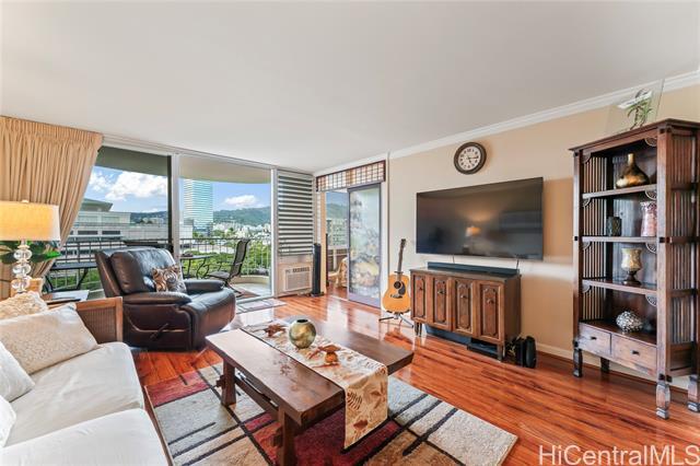 Building Photo - 1717 Ala Wai Blvd