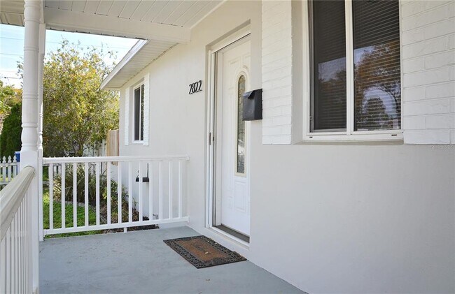 Foto del edificio - 2822 37th Ave N