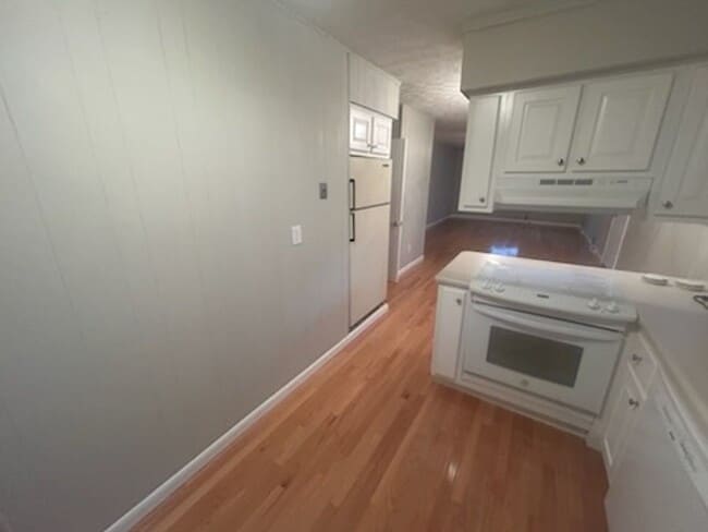 Building Photo - Three Bedroom Home in Corbin, KY