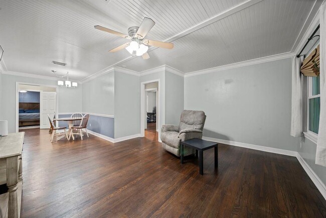 Foto del edificio - 2632 N Camp Cir