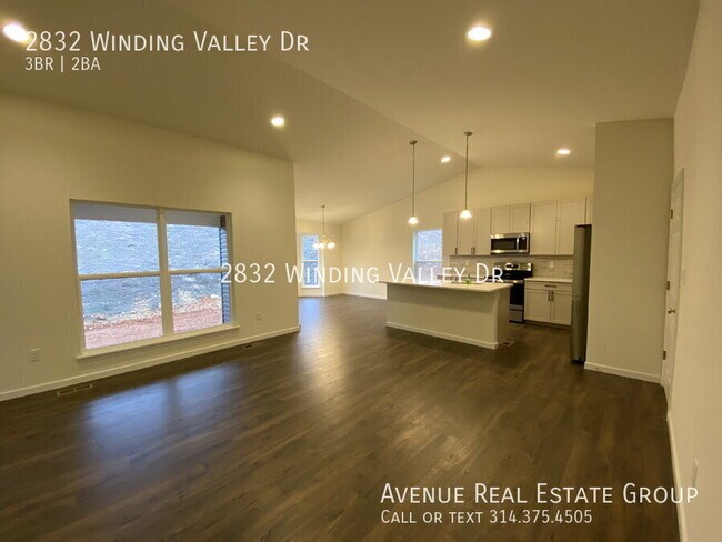 Foto del edificio - 2832 Winding Valley Dr