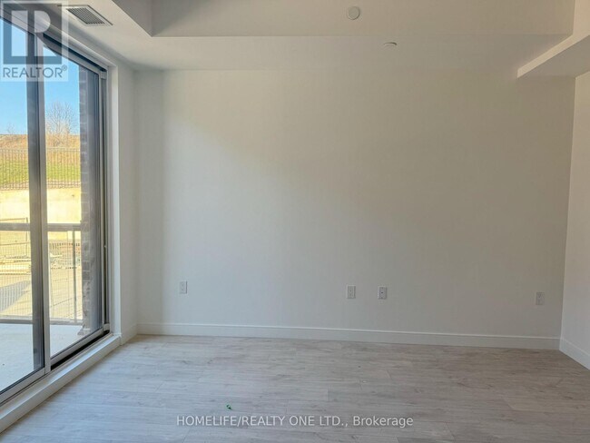 Building Photo - 176 Clonmore Dr