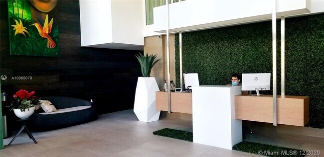 Foto del edificio - 1150 102nd St