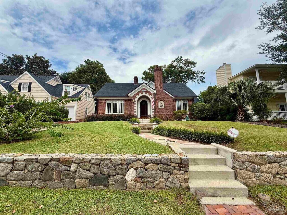 Foto principal - 1717 Yates Ave