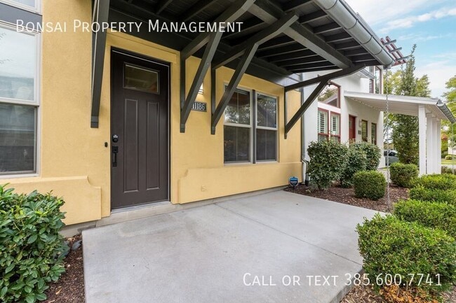 Building Photo - 11186 S Windward Ln