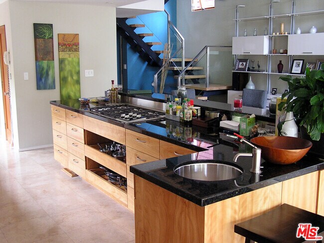 Foto del edificio - 420 Sherman Canal