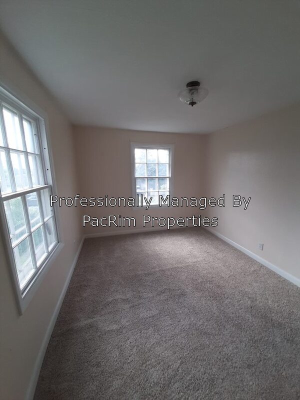 Foto del edificio - 309 W 11th Ave