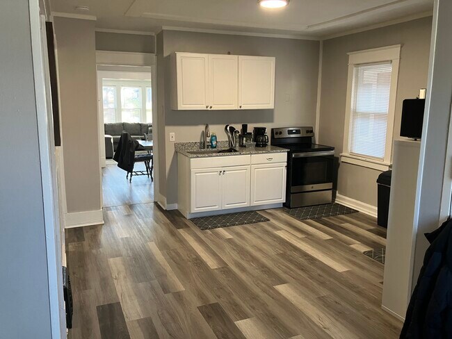 Foto del edificio - 2463 N 45th St