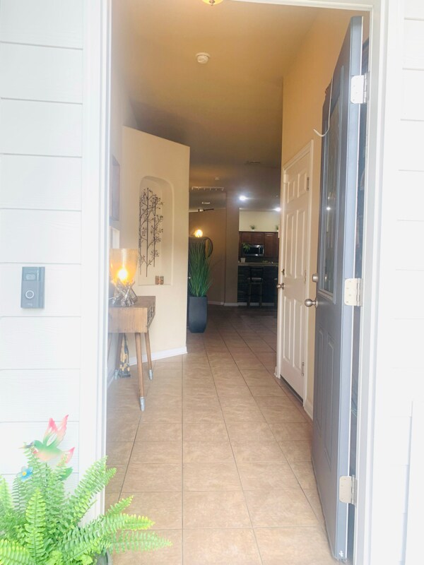 Building Photo - 8411 White Mulberry