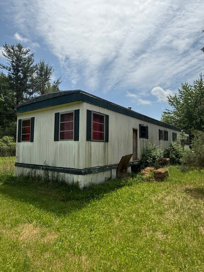 Foto del edificio - 1404 Rumbaugh Ln