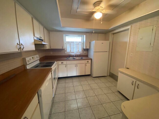 Photo - 198 Joel Blvd Townhome