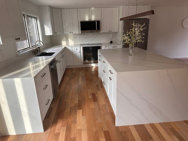 Foto del edificio - 816 Utterback Store Rd