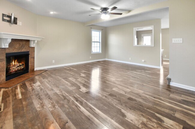 Foto del edificio - Pet Friendly Three Bedroom!