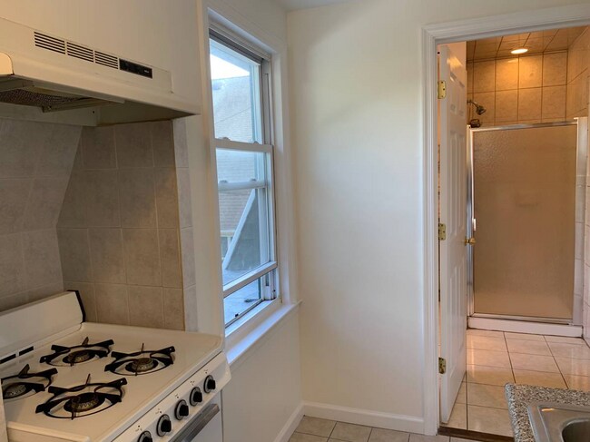 Kitchen - 1402 Grand Ave.
