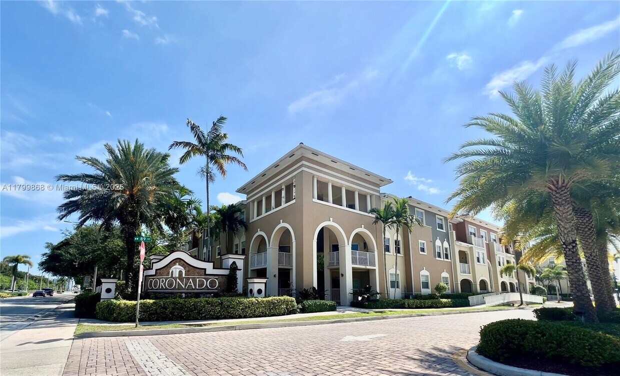 Foto principal - 10855 NW 88th Terrace