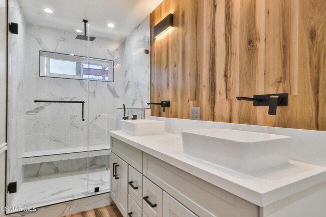 Foto del edificio - 378 Flittner Cir