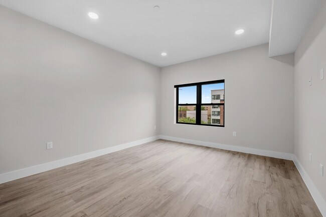 Foto del edificio - 187 Culver Ave