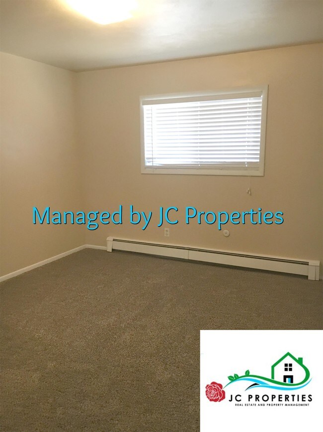 Foto del edificio - 4235 Forrest Hill Pl