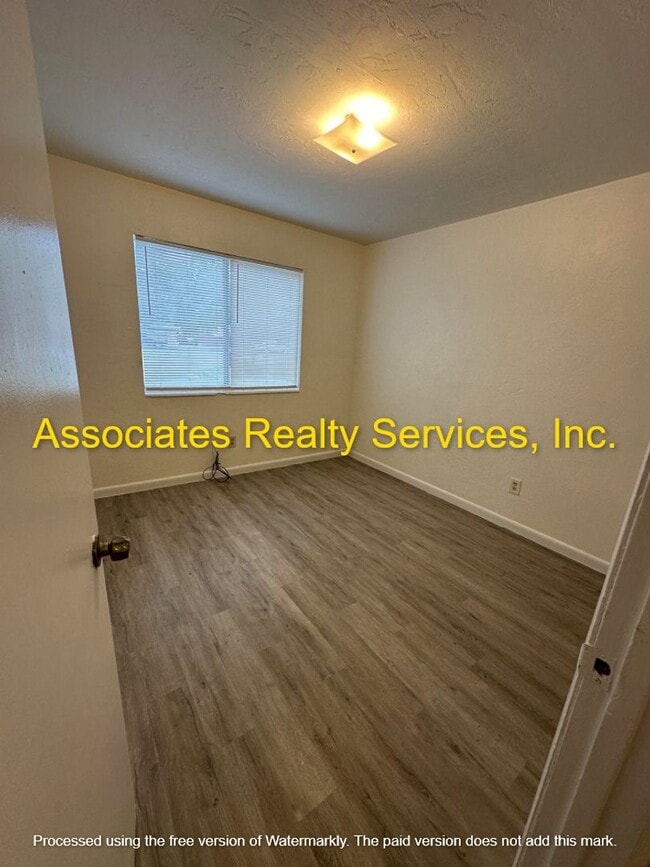 Building Photo - Joseph-Alamar Gardens-923