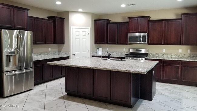 Foto del edificio - 2248 E Ottawa Ln